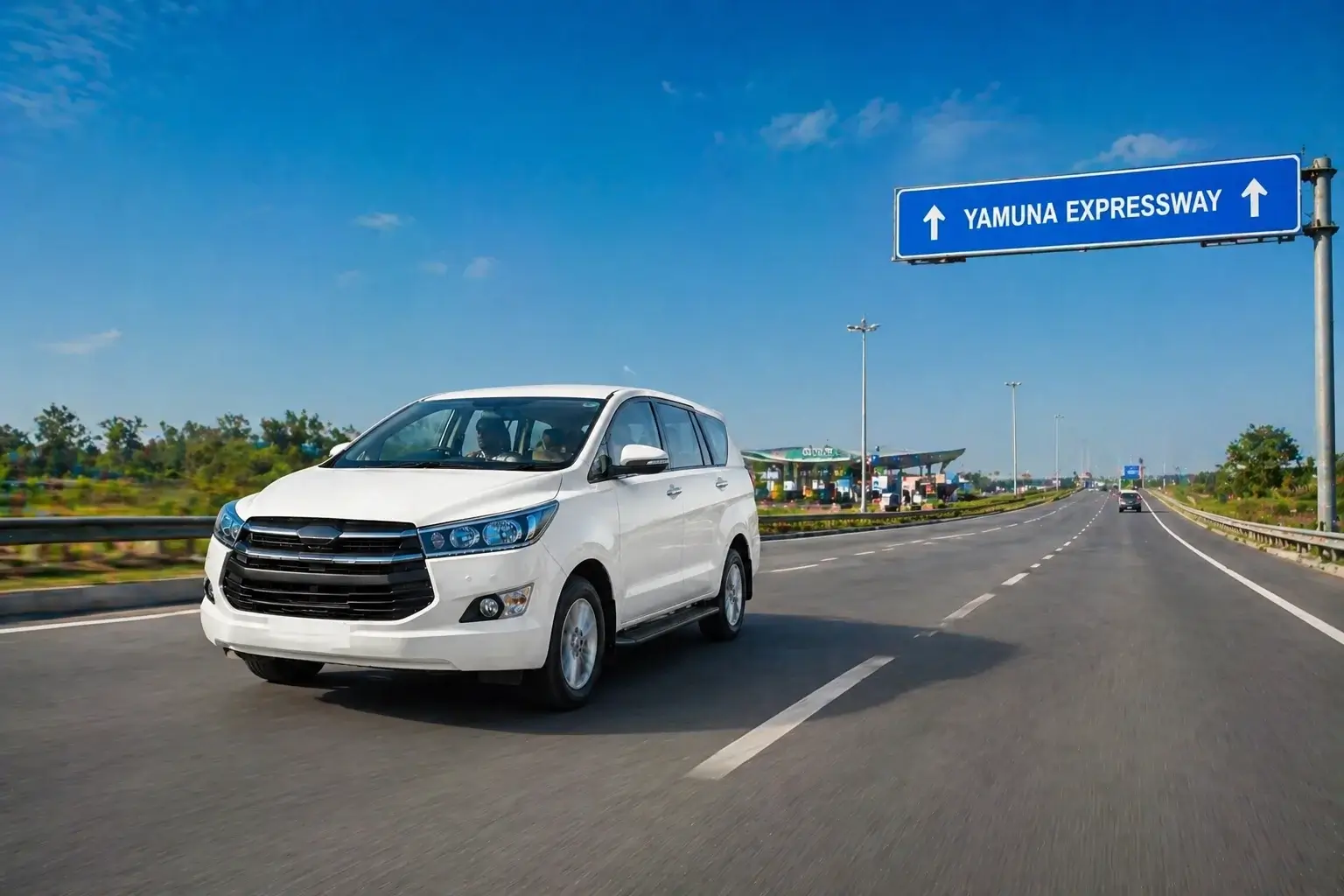 yamuna expressway delhi to agra taxi highway ride